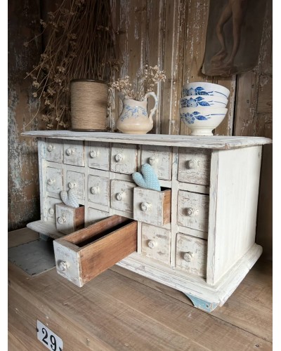 Petit meuble de métier