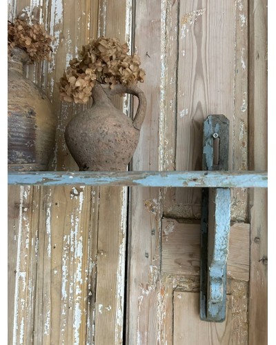 Ancienne étagère murale