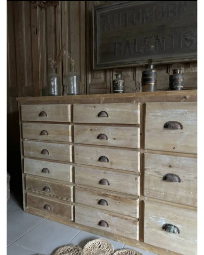 Ancien meuble de metier à tiroirs debut XXéme siècle