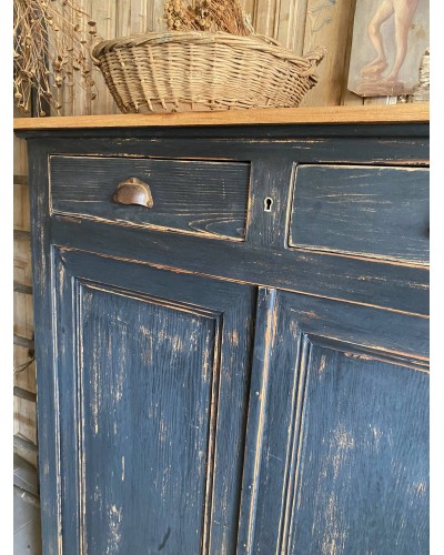 Joli buffet parisien
