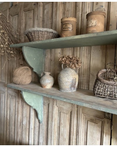 Double étagère ancienne murale en bois patine vert