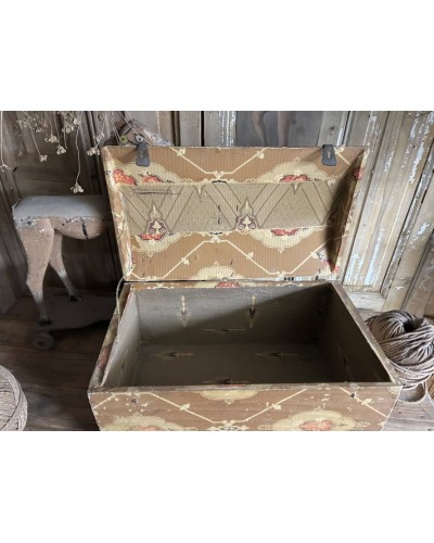 Boite ancienne en bois recouverte de papier peint  ancien fin XIXe