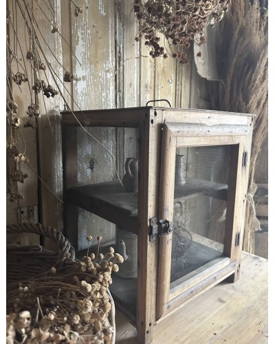 Ancien petit meuble garde manger en bois