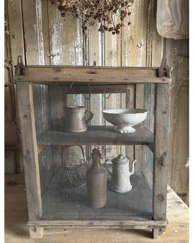 Ancien petit meuble garde manger en bois
