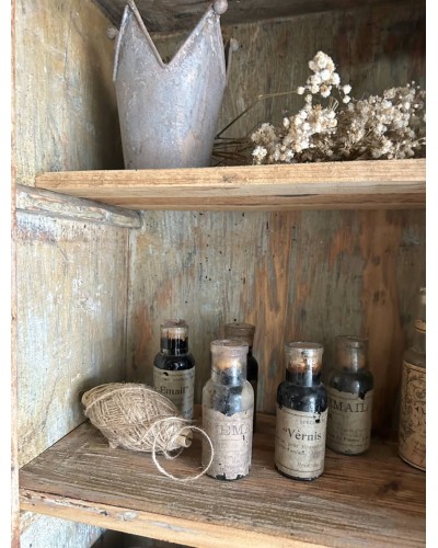 Jolie petite vitrine ancienne