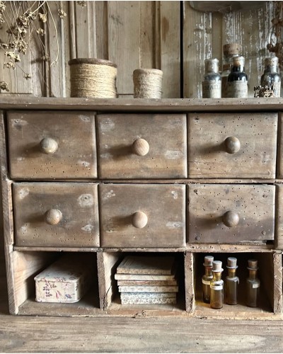 Ancien petit meuble de métier, 8 tiroirs & niches ouvertes