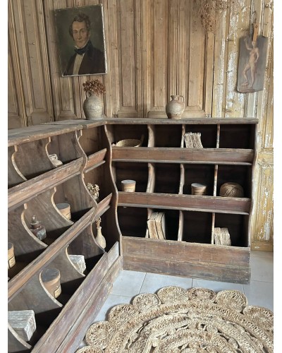 Exceptionnel Ancien meuble grainetier d'angle