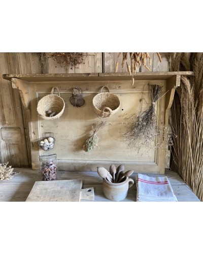 Ancien casserolier  mural en bois, esprit maison de campagne