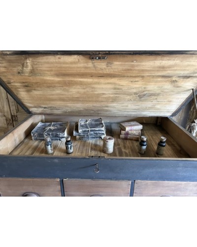 Ancien meuble de métier à tiroirs avec plateau ouvrant