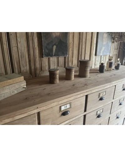 Exceptionnel ancien meuble de métier à tiroirs