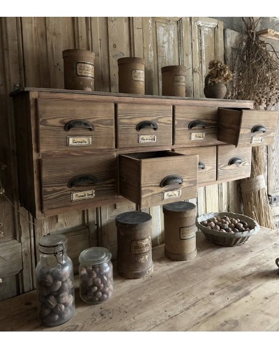 Ancienne étagère à épices