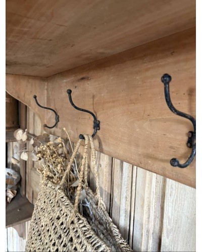 étagère  murale en bois avec patères