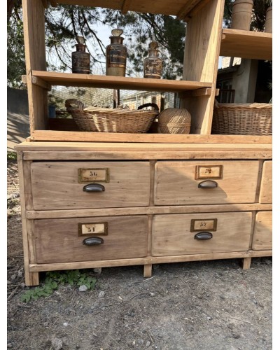 Grand meuble de métier ancien  à tiroirs et étagères en bois