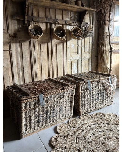 Ancienne malle de déménagement