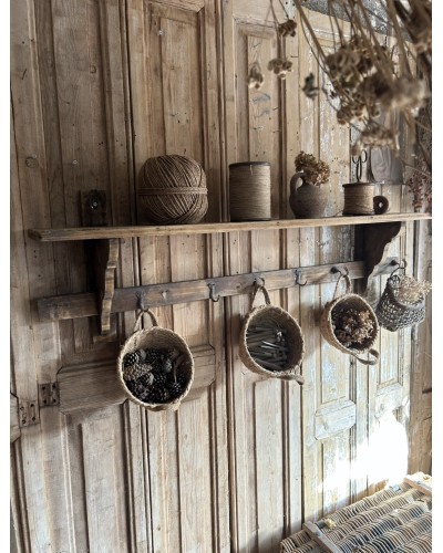 Ancienne étagère patères