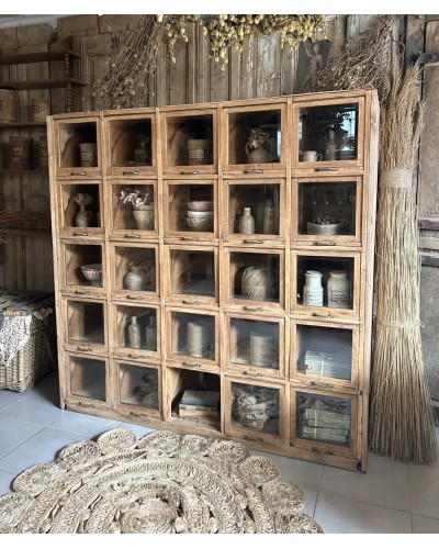 Ancien meuble à clapets vitrés et tiroirs coulissants , meuble de mercerie