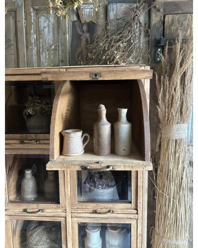 Ancien meuble à clapets vitrés et tiroirs coulissants , meuble de mercerie