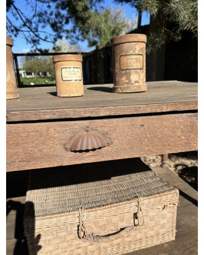 Ancienne table de drapier