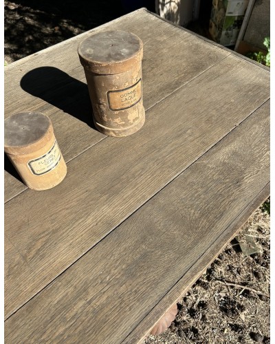 Ancienne table de drapier