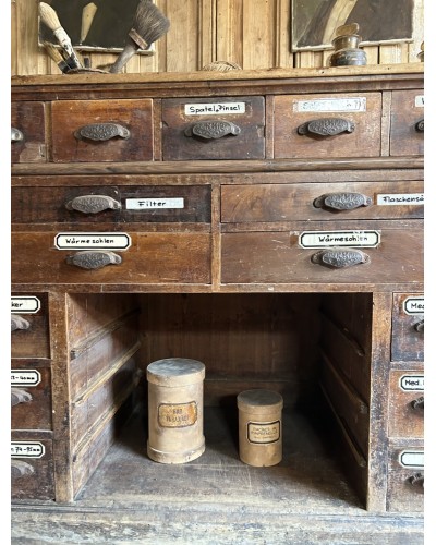 Exceptionnel ancien meuble de métier authentique