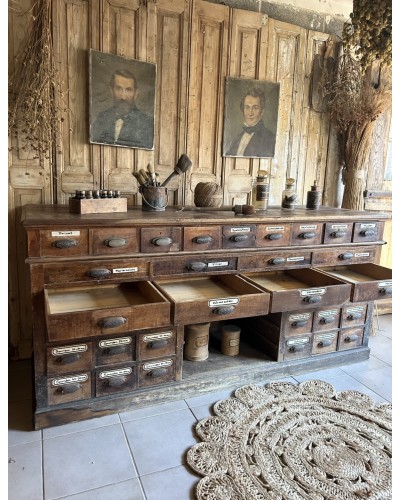 Exceptionnel ancien meuble de métier authentique