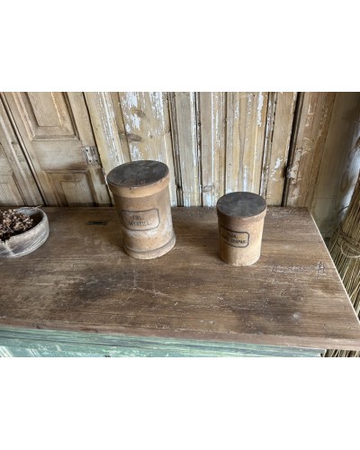 Comptoir ancien à la jolie patine vert forêt