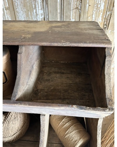 Ancien meuble grainetier authentique