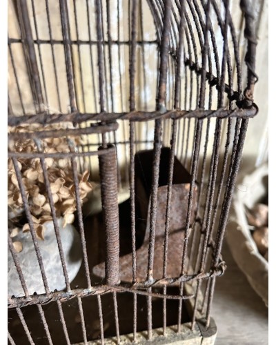 Ancienne cage à oiseaux