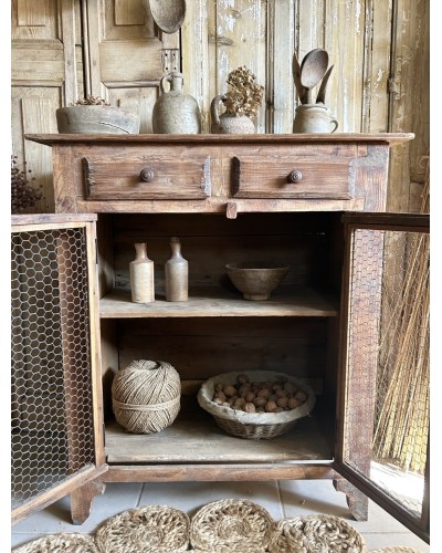 Ancien buffet de campagne
