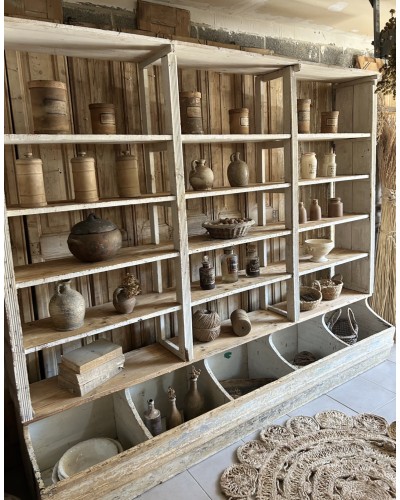 Ancien meuble d’épicerie, grainetier