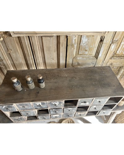 Petit meuble d’atelier à multiples tiroirs anciens