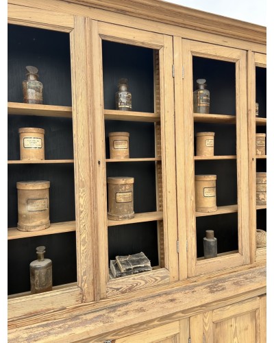 Monumental ancien meuble vitrine d’école
