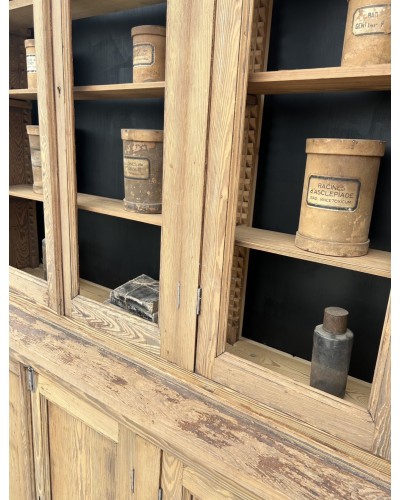 Monumental ancien meuble vitrine d’école
