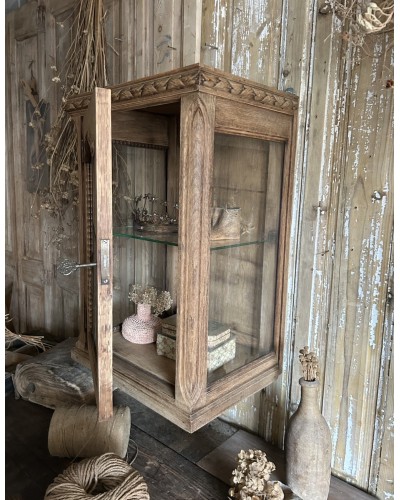 Vitrine murale  ancienne en chêne