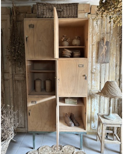 Ancien vestiaire d’école à 6 casiers