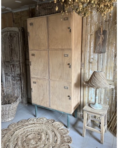 Ancien vestiaire d’école à 6 casiers