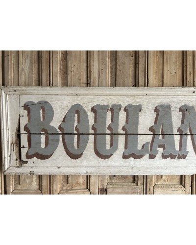 Ancienne enseigne de boulangerie peinte à la main