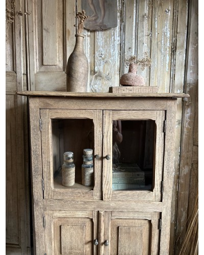 Délicate Petite armoire vitrée ancienne