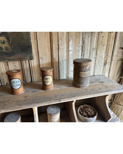 Ancien meuble grainetier en bois