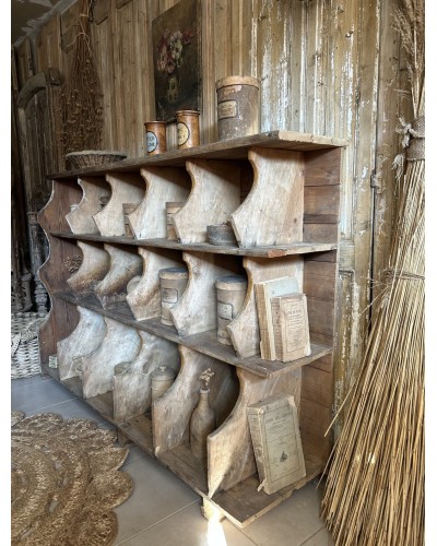Ancien meuble grainetier en bois