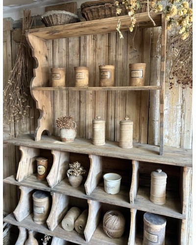 Meuble d’épicerie ancien