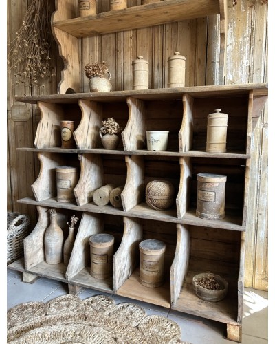 Meuble d’épicerie ancien