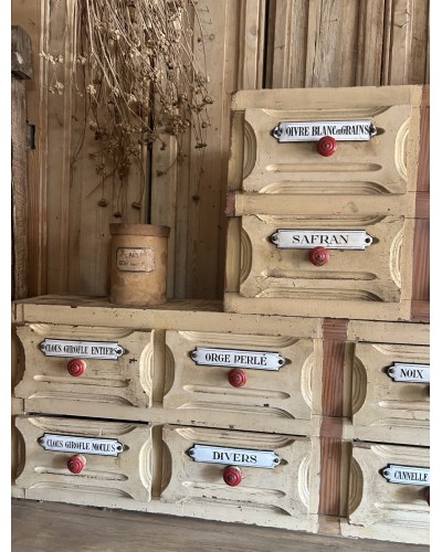 Exceptionnel meuble d’épicerie ancien à plaques émaillées d’origine