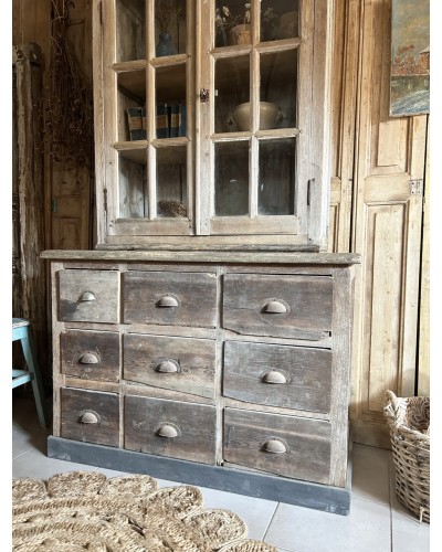 Ancien vaisselier