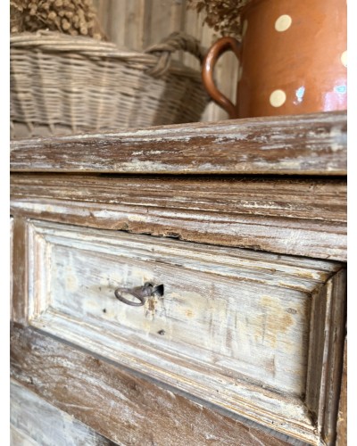 Ancien buffet parisien