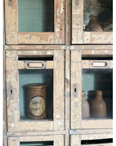 Ancien bloc de 15 boîtes aux lettres vitrées