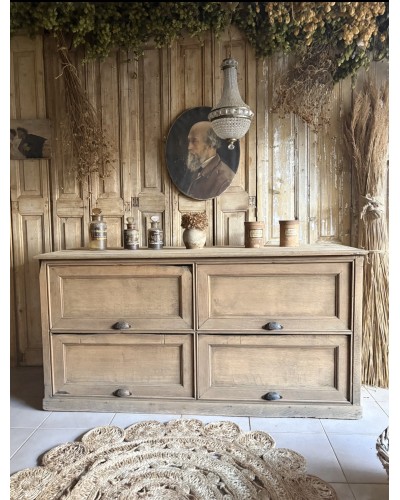 Ancien meuble à clapets en chêne