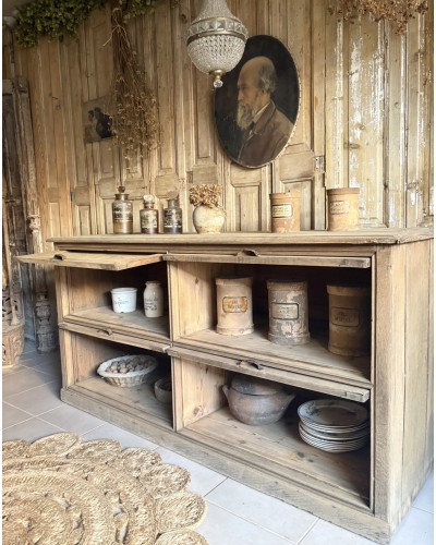 Ancien meuble à clapets en chêne