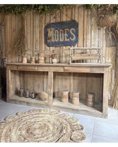 Ancien comptoir de commerce en chêne