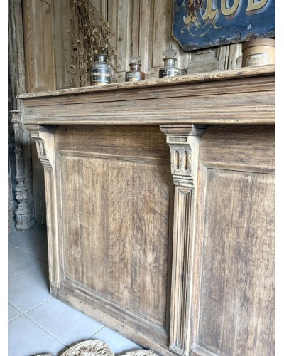 Magnifique ancien comptoir de commerce en chêne à nombreux tiroirs